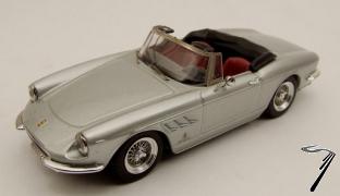 Ferrari 330GT Spider Gris Mtal Cabriolet GT Spider Gris Mtal 1/43