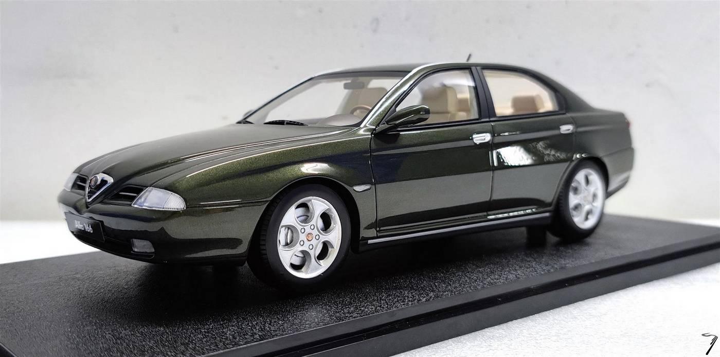 Alfa Romeo 166 Super 3.0  Vert Super 3.0 Vert 1/18