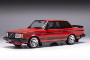 Volvo . Turbo Custom Rouge 1/18