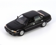 Isuzu . CX black 1/43