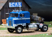 Kenworth . Bleu 1/43