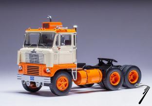 White . 7400 Beige orange 1/43