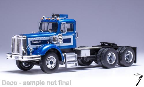 Divers . Autocar A 64 bleu 1/43