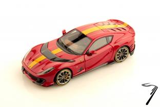 Ferrari 812 Comptition Rouge course Bande jaune Comptition Rouge course Bande jaune 1/43