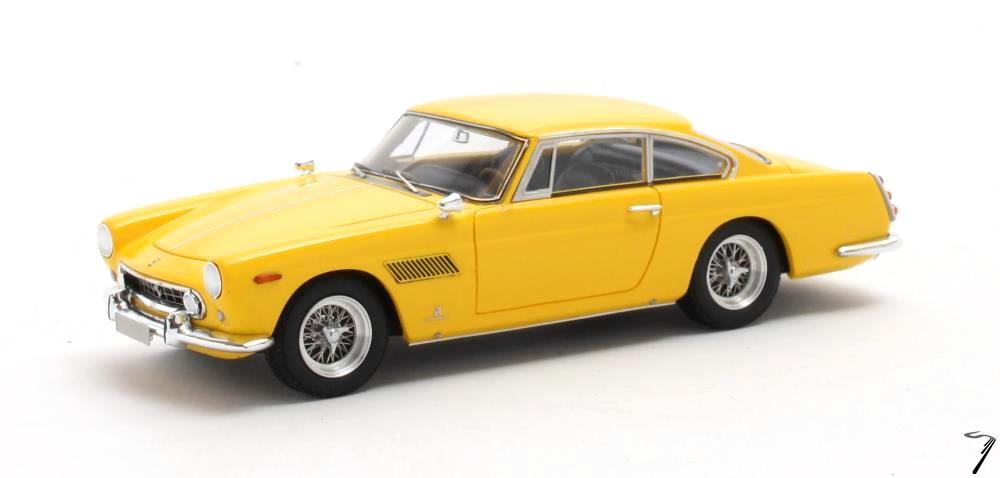 Ferrari 250 GT/E 2+2 Coupe Pininfarina Jaune GT/E 2+2 Coupe Pininfarina Jaune 1/43