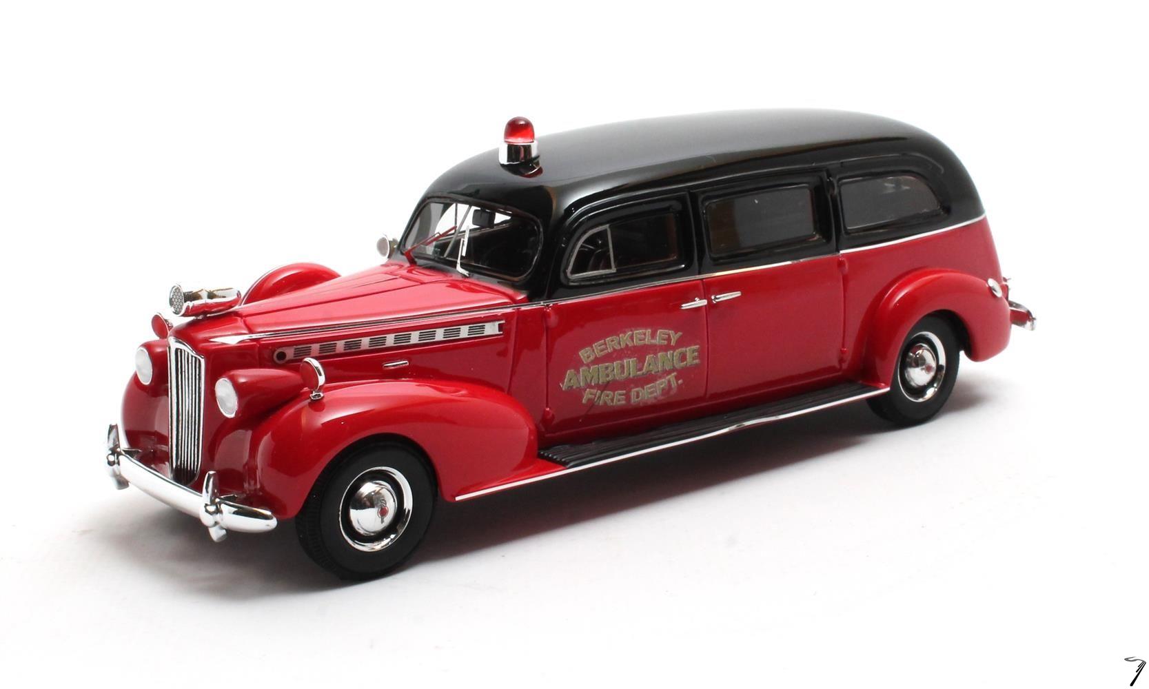 Packard . Ambulance 1/43