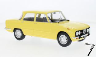 Alfa Romeo . Nuova Super Jaune 1/18