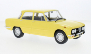 Alfa Romeo . Nuova Super Jaune 1/18