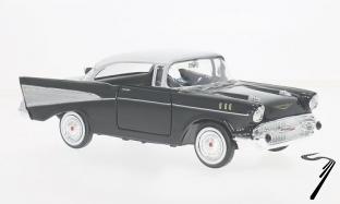 Chevrolet . noir/blanc 1/24