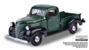 Plymouth . Pickup vert foncé/noir 1/24