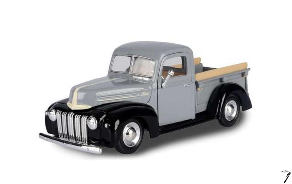 Ford . Pickup Gris 1/24