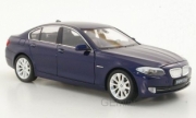 BMW . i bleu 1/24