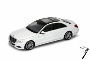 Mercedes . (W222) blanc 1/24