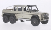 Mercedes . G 63 6x6 doré 1/24