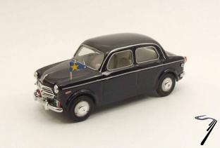 Fiat . 103 TV Arme de Terre Italienne, voiture du Gnral 1/43