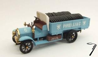 Fiat . BL Pirelli 1/43