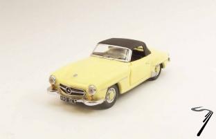 Mercedes . SL jaune 1/43