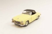 Mercedes . SL yellow 1/43