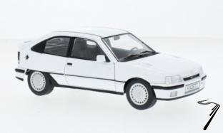 Opel . E GSI blanche 1/24